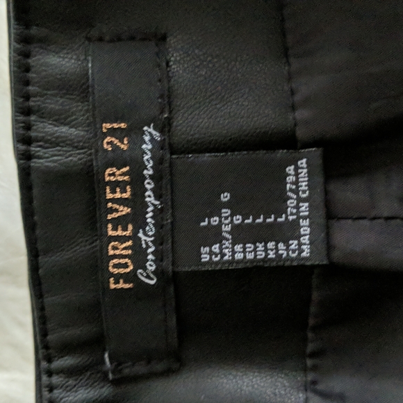 Forever 21 leather skirt - Picture 3 of 4